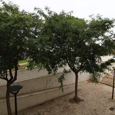 Διαμέρισμα Center Oura Beach *